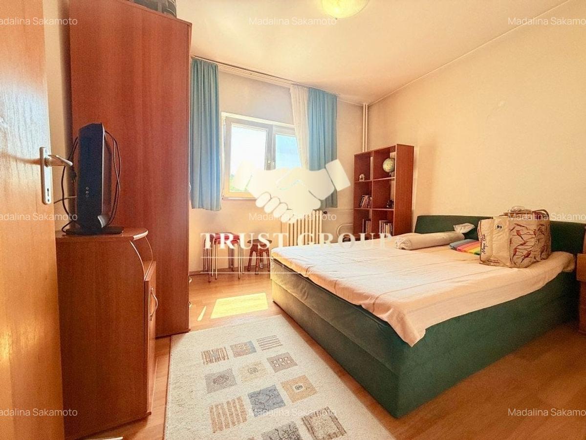 Apartament cu 4 camere decomandat în P-ța Victoriei - 7