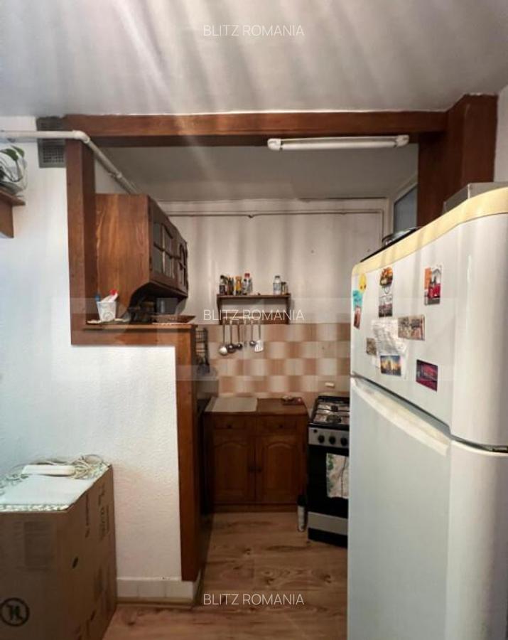 Apartament 3 camere, 70 mp, etaj 1, decomandat zona Pand - 3