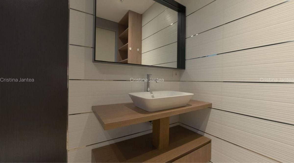 New! American School villa - 38