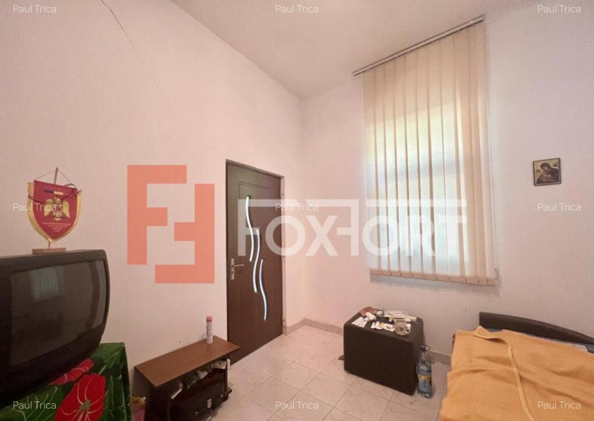 Casa de vanzare la curte comuna Zona Lunei - COMISION 0% - 5