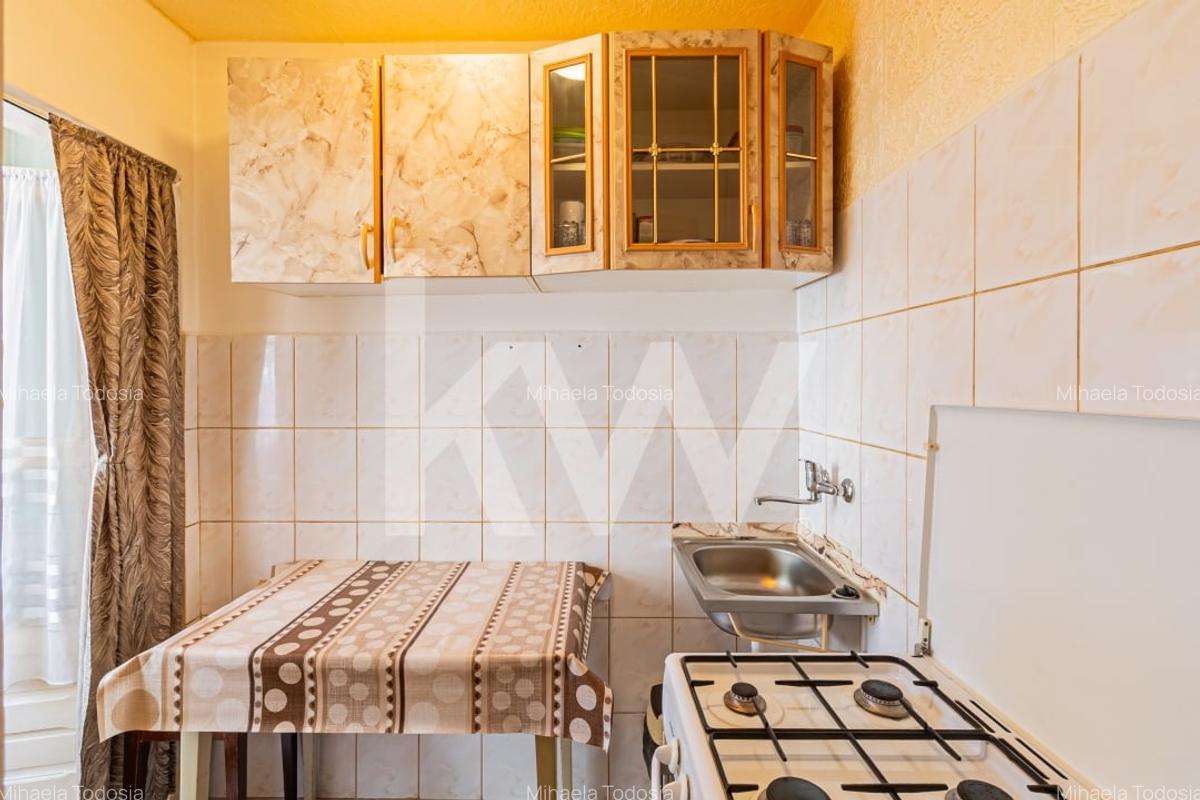Garsoniera ideala pentru locuit sau investitie, Brasov - COMISION 0% - 5