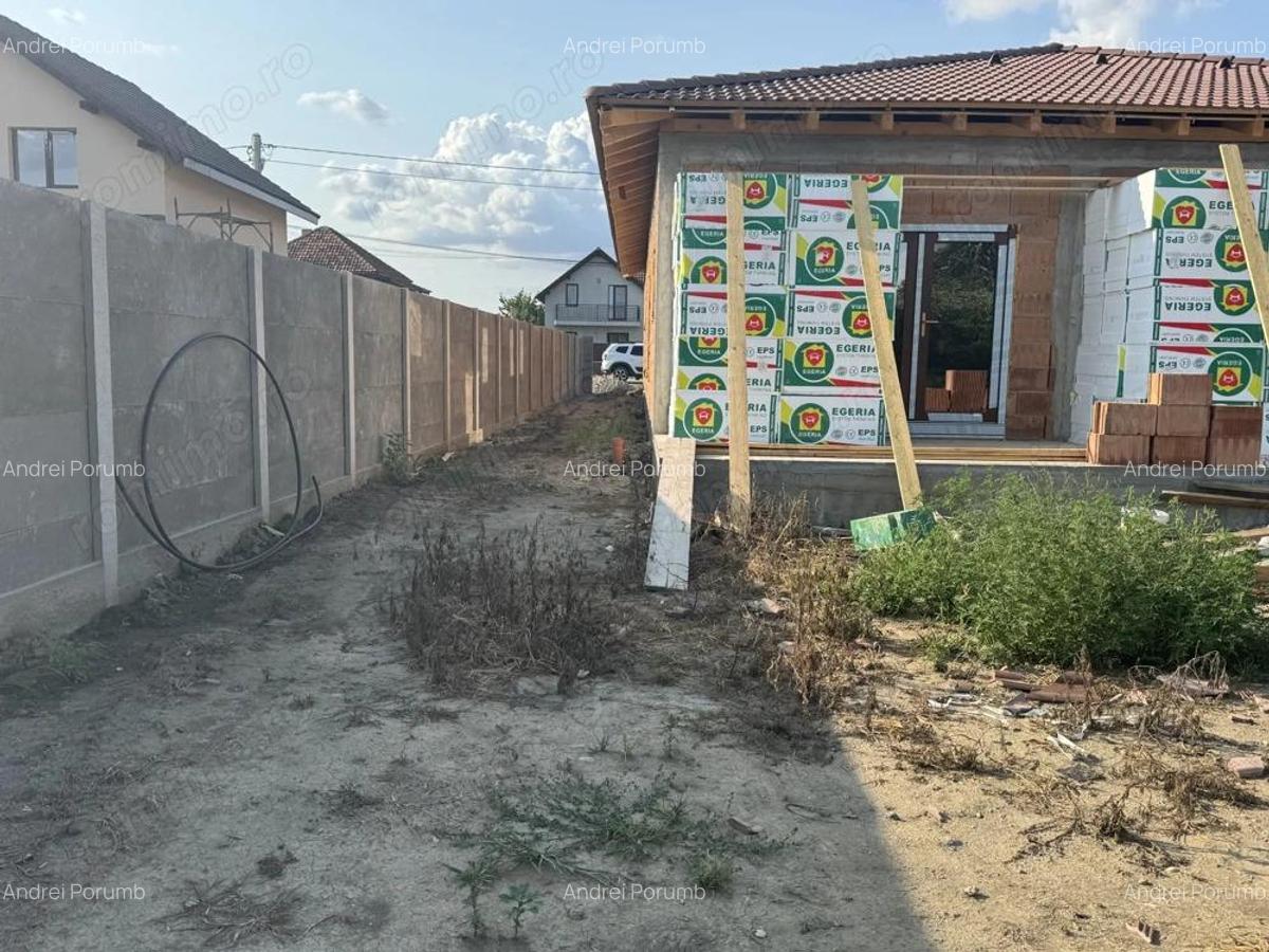 Sanmihaiu Roman,1/2 Duplex , Parter, 3 camere,o baie ,Terasa Acoperita - 3