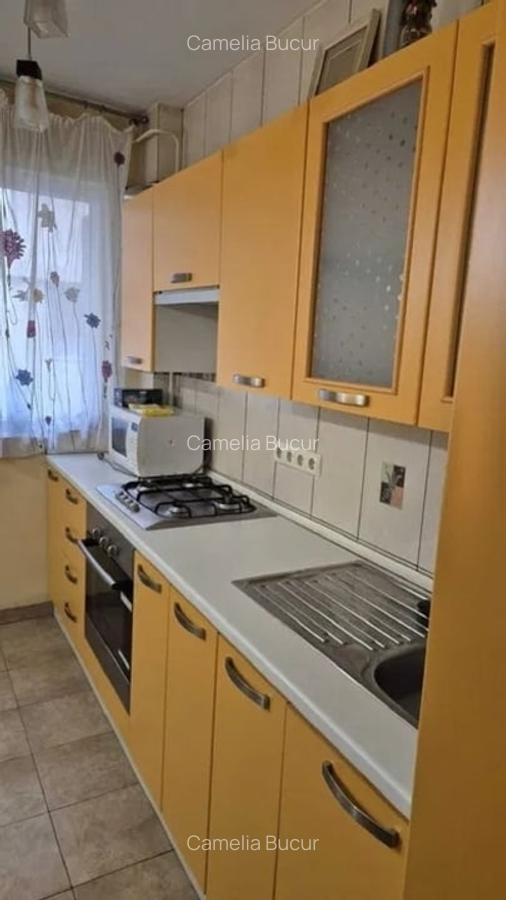 Apartament cu 3 camere semidecomandat în Centru Civic - 3