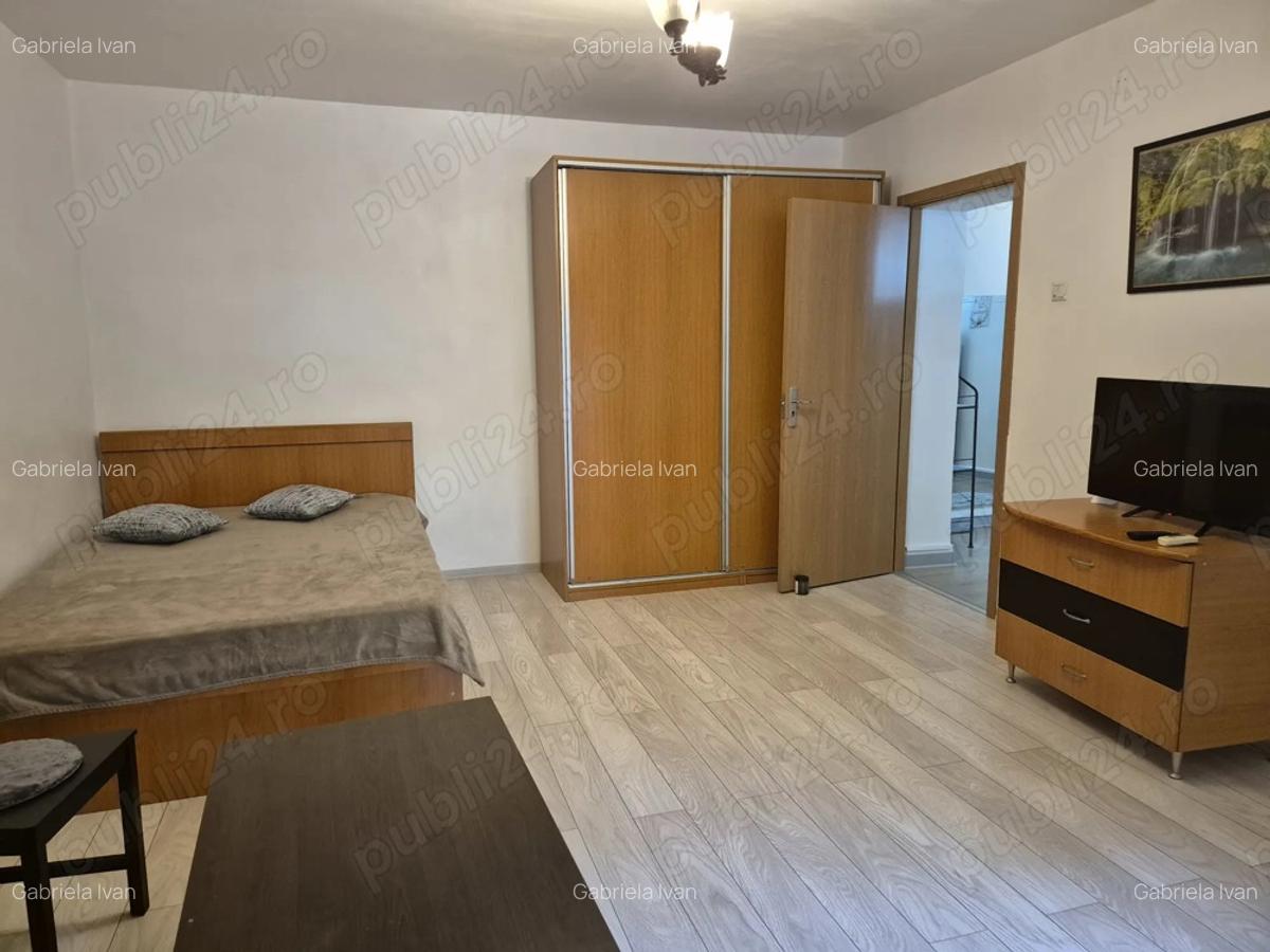 Garsoniera DecebalOfer spre inchiriere garsoniera in spatele Muzeului Copiilor de pe Decebal P 8, 40 - 2