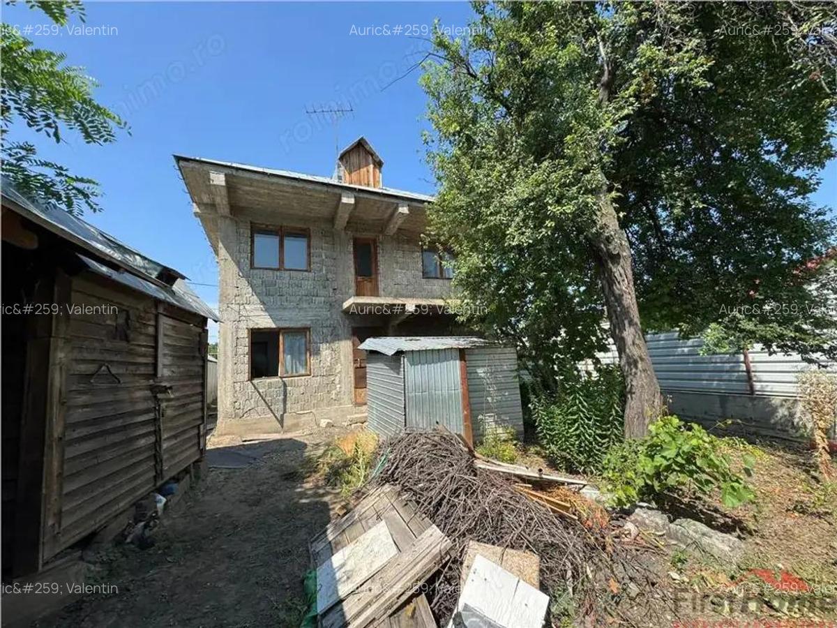 Casa de vanzare in Focsani str Petre Liciu nr 4 - 5