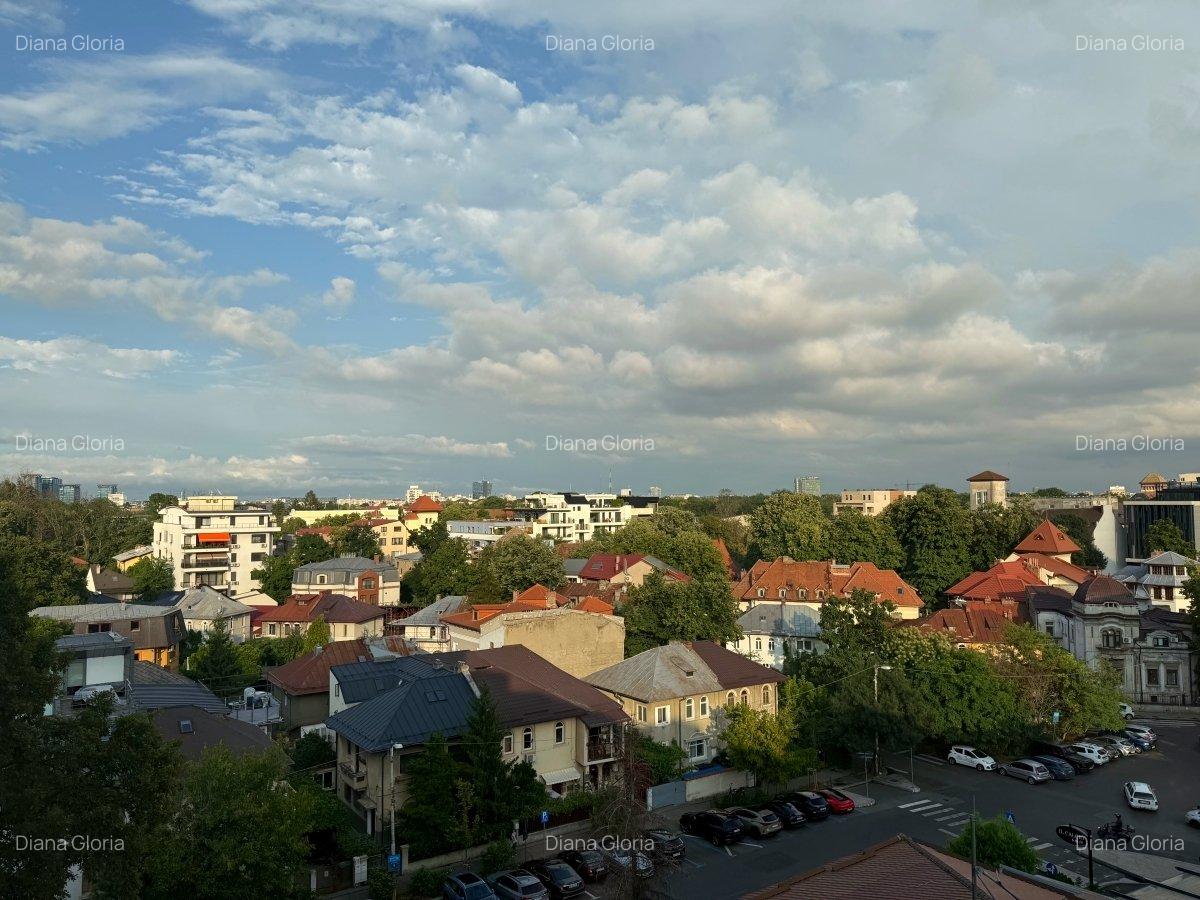 3 cam- Kiseleff -str Serdarului -bloc 1979 -centrala proprie -95mp total - et 7 - 4