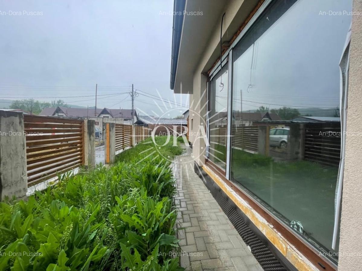 CASĂ INDIVIDUALĂ DE VANZARE IN BACIU CU CF | 4 DORMITOARE | 330 MP TEREN - 13
