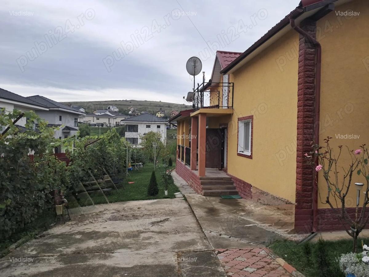 Persoana fizica vand Casa individuala P+M in Apahida judetul Cluj - 1