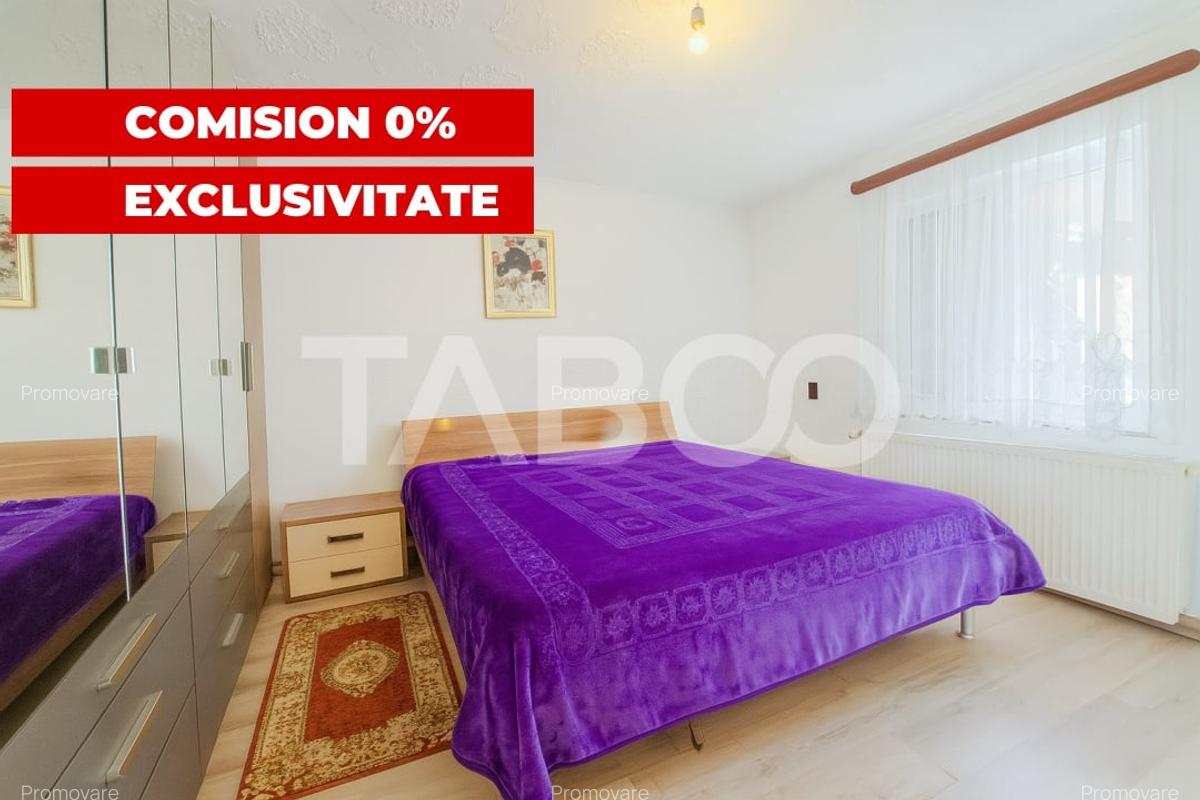Strada Parului -  Casa de vanzare cu 3 camere Cartier Marmelada - 1