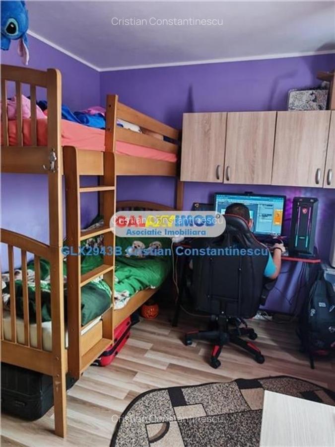 Apartament 3 camere,renovat, Piata Resita, sect 4 - 7