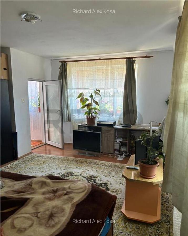 RECO Casa 3 Camere Cu Teren Generos In Felcheriu - 1