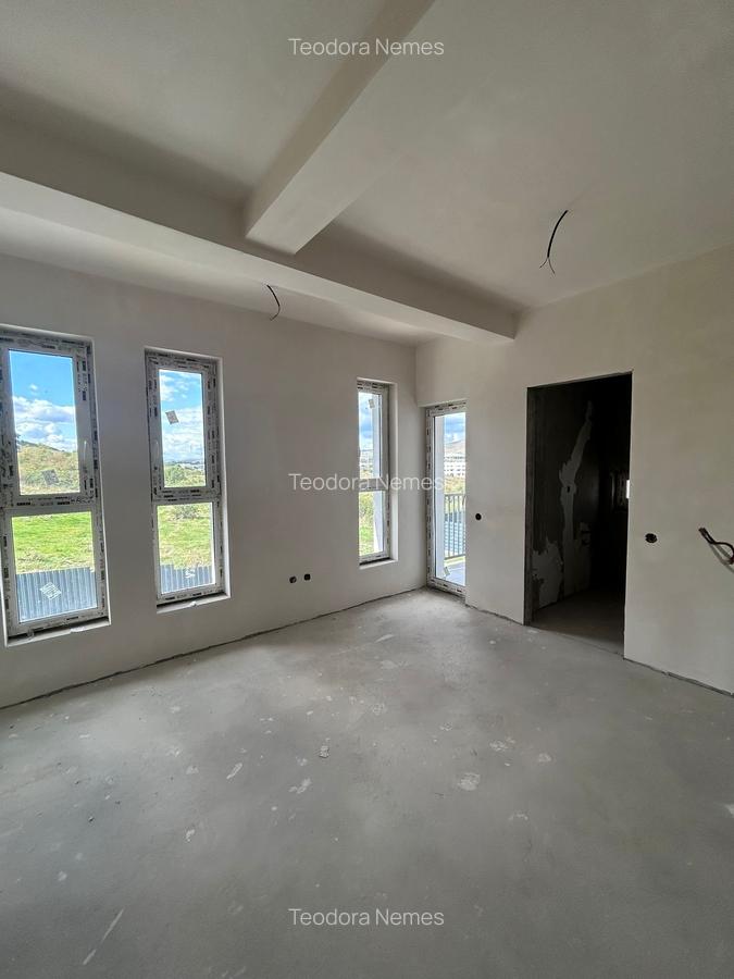 CASA TRIPLEX DE VÂNZARE ÎN FLOREȘTI - 14