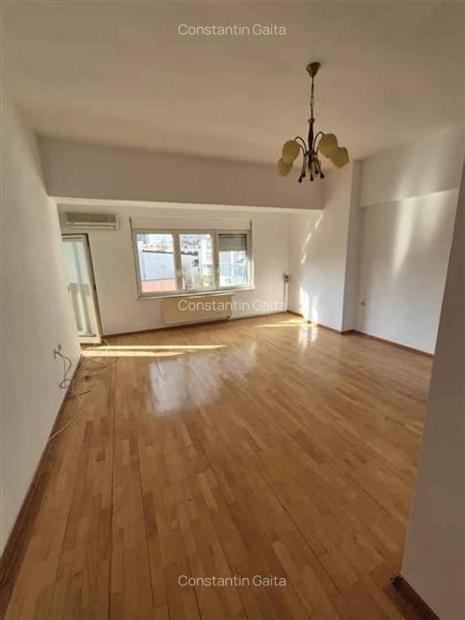 3 camere -122mp - nemobilat - Aviatorilor - Clucerului - 2