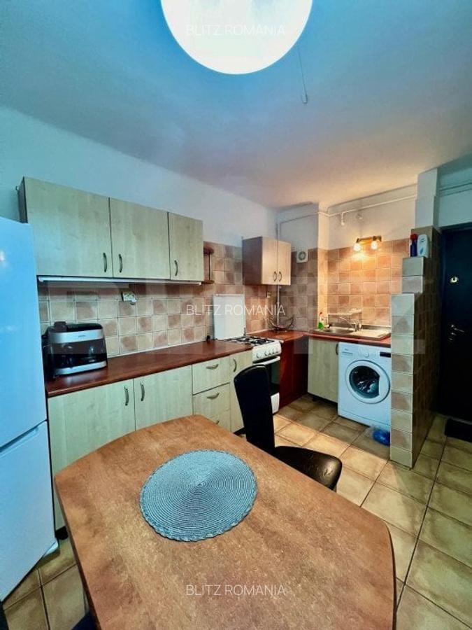 Apartament 2 camere semicentral, 41 mp, zona strazii Paris - 7