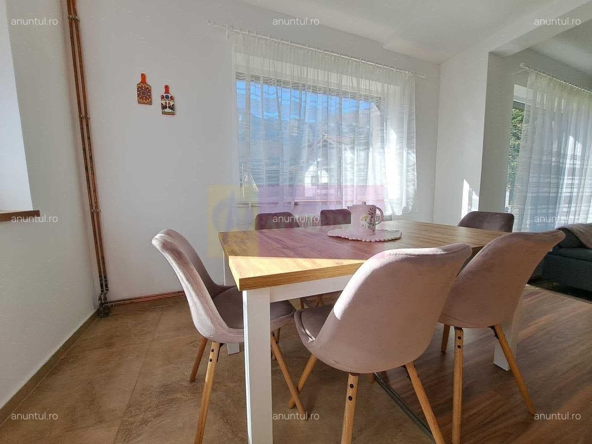 Vila de vanzare in Busteni - Zona Piatra Arsa - 11