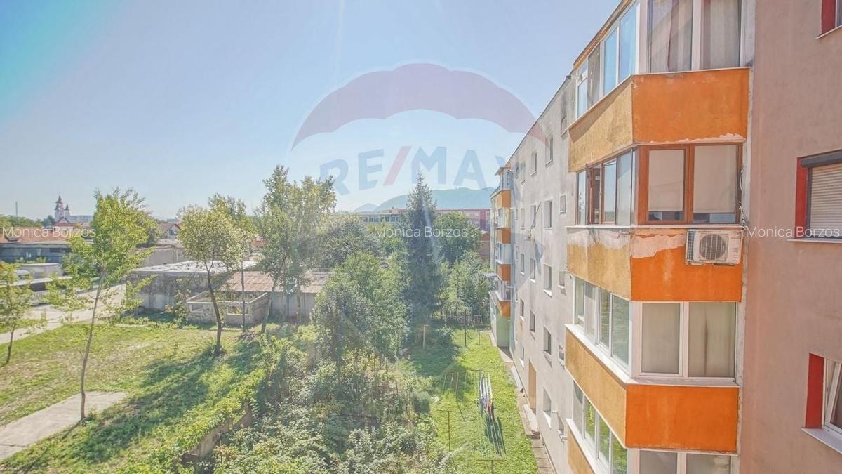 Apartament cu 2 camere de vanzare de renovat,  Bartolomeu - 11