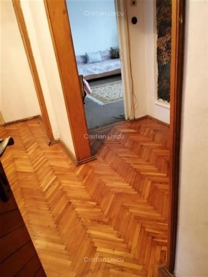 Apartament cu 3 camere spatios decomandat zona Sagului - 13