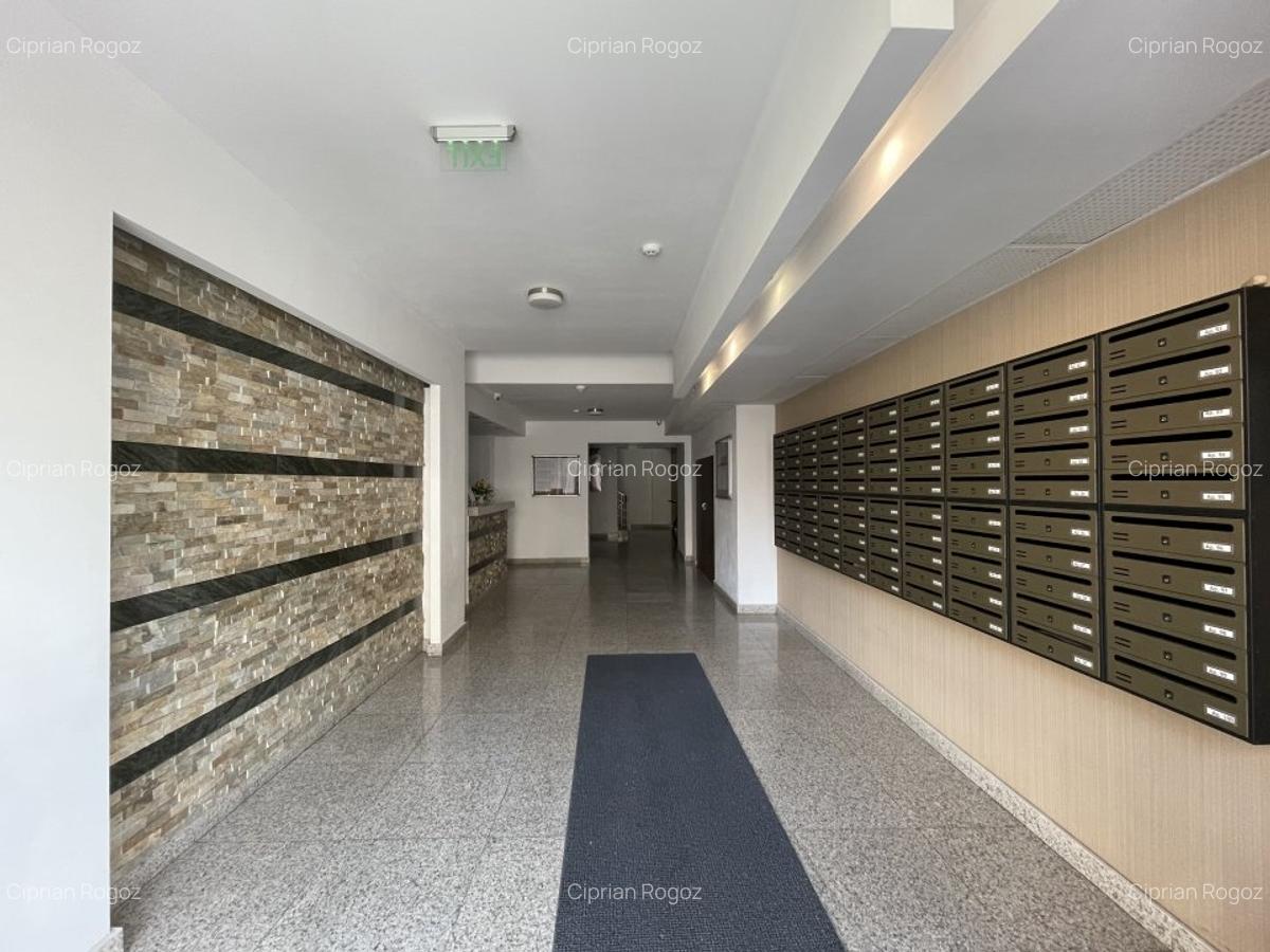 Proprietar inchiriez 2 camere vis a vis Mall Vitan - prima inchiriere - 3