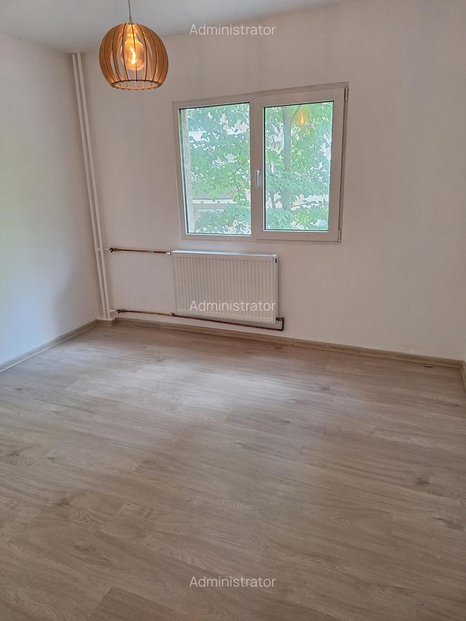 Drumul Taberei bloc 1980 - 4