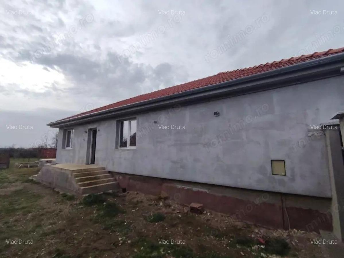 Casa de vanzare in Tarian - 4