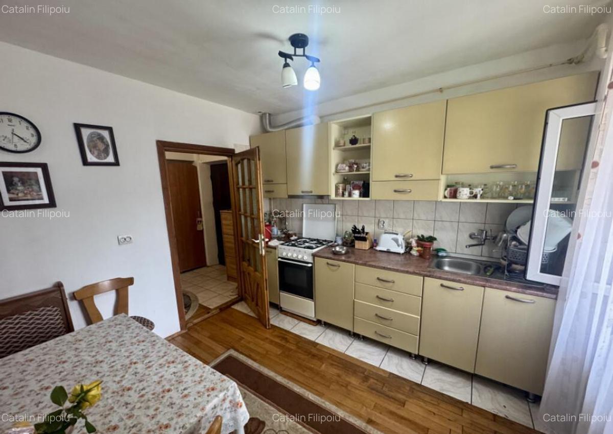 Apartament 3 camere parter inalt - 5