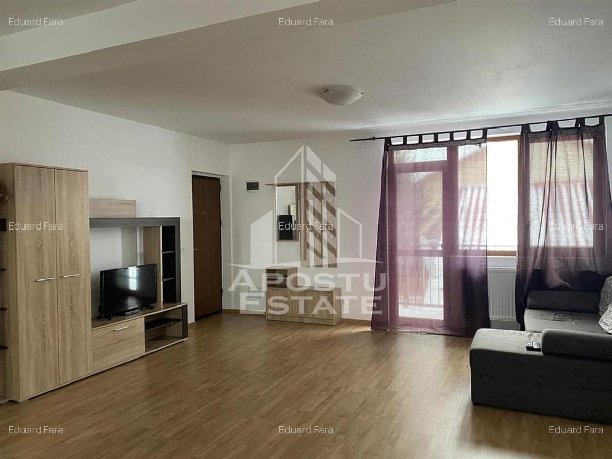 Apartament cu 3 camere semidecomandat, mobilat în Dumbrăvița - 1