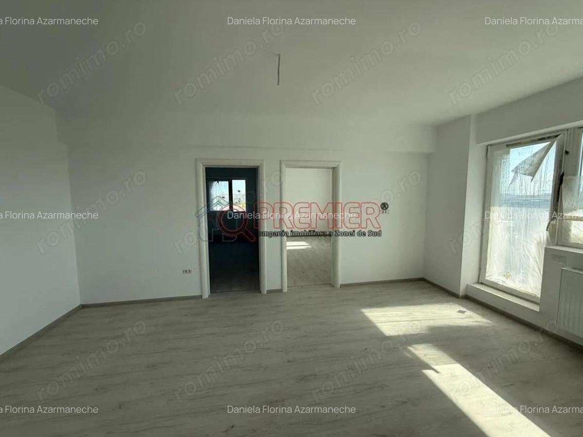 Bloc locuit! Sector 4 - Grand Arena - 3 camere - 5