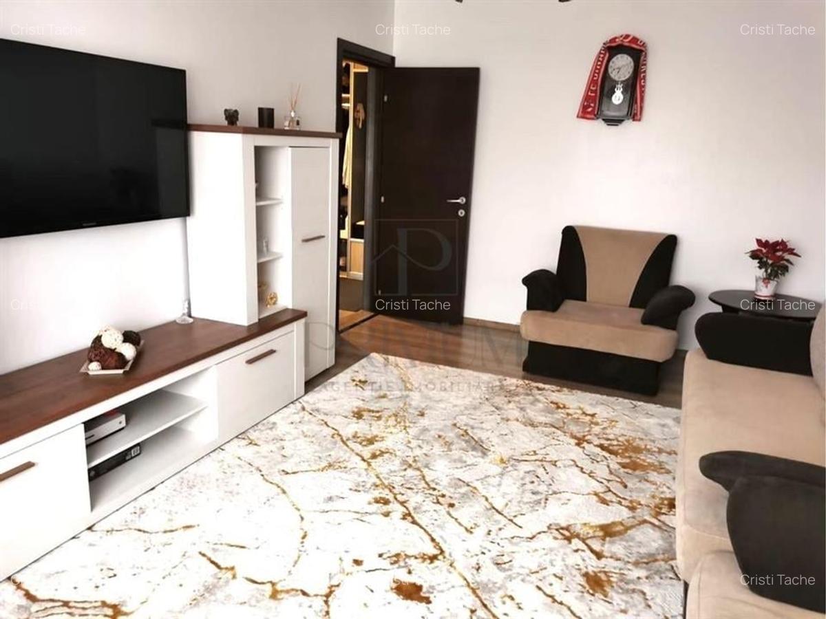 GIROCULUI - ETAJ 3 - BLOC IZOLAT - 3 CAMERE - 2 BAI - CLIMA - RENOVAT - 3