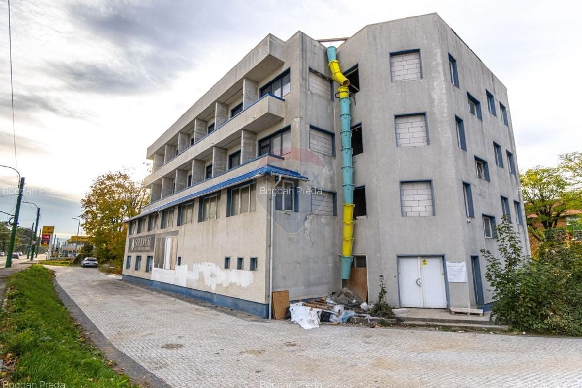 Oportunitate investitie-Cladire cu autorizatie hotel si teren BRASOV - 10