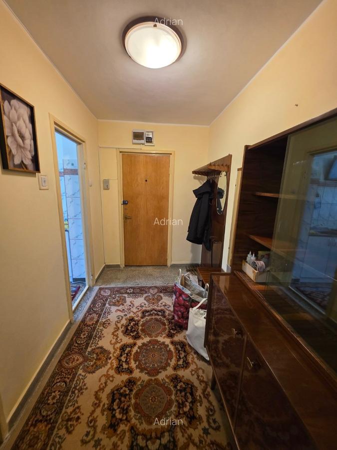 1 Decembrie 1918 intersectie Jean Steriadi, 10 minute metrou , vav Auchan, - 4