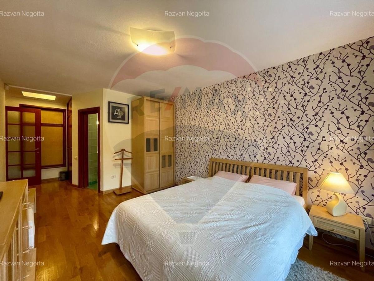 Apartament cu 3 camere de vanzare in zona Schei - 10