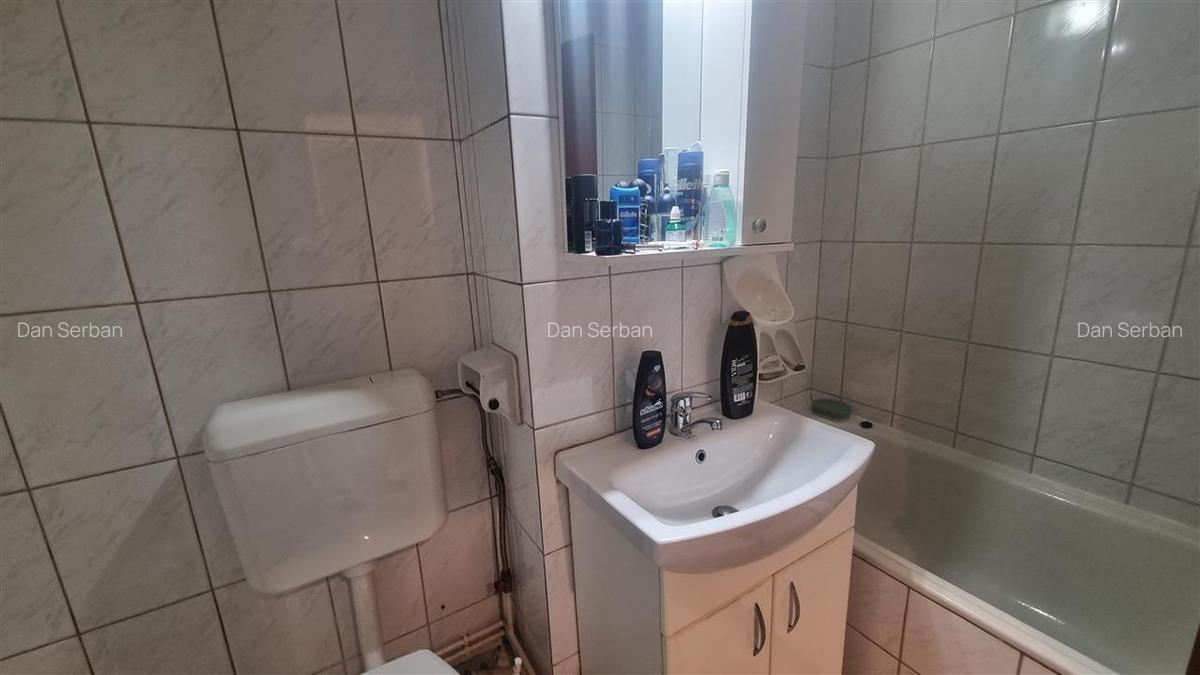 Apartament de doua camere , zona Centrul Civic - 11