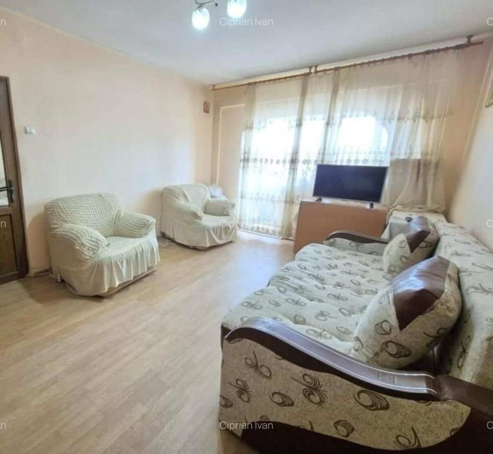 Apartament 2 camere decomandat - etaj intermediar - zona Dacia - 1 Apartament 2 camere decomandat - etaj intermediar - zona Dacia - 1