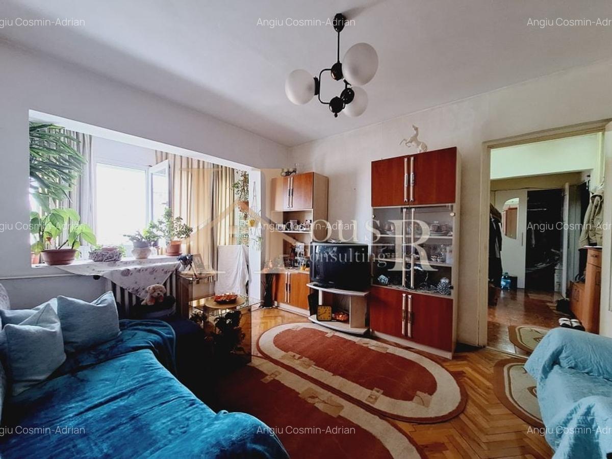Apartament cu 3 camere semidecomandat în Circumvalațiunii - 3