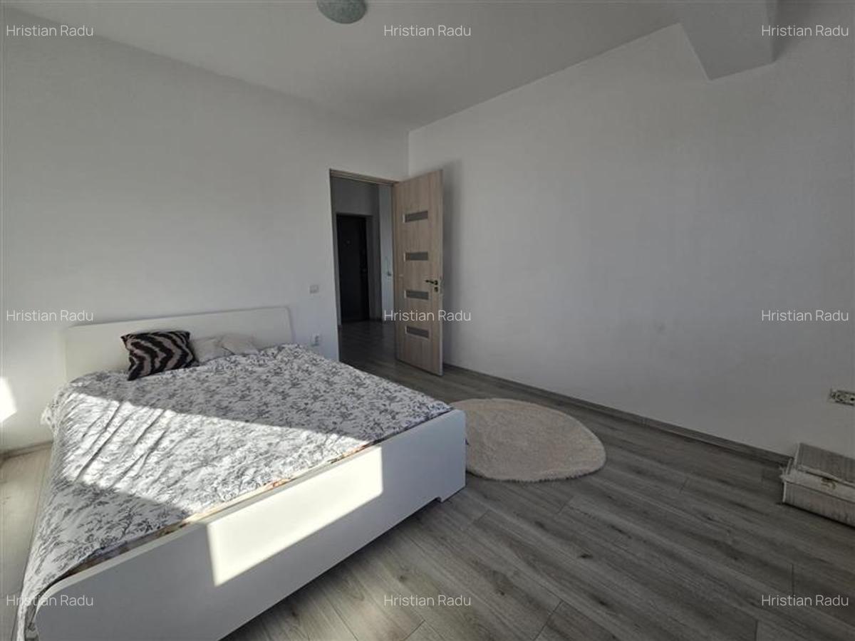 Apartament cu 3 camere semidecomandat în Bucureștii Noi - 14