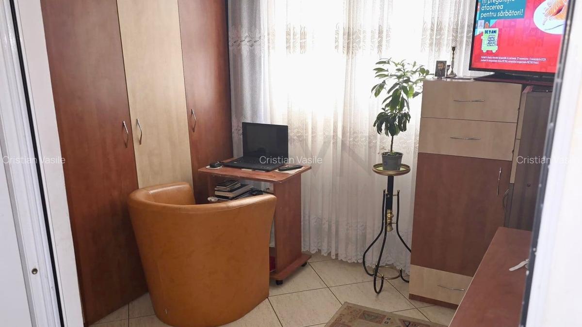 REA1022202 Apartament 4 camere - Lacul Tei I De vanzare - 3