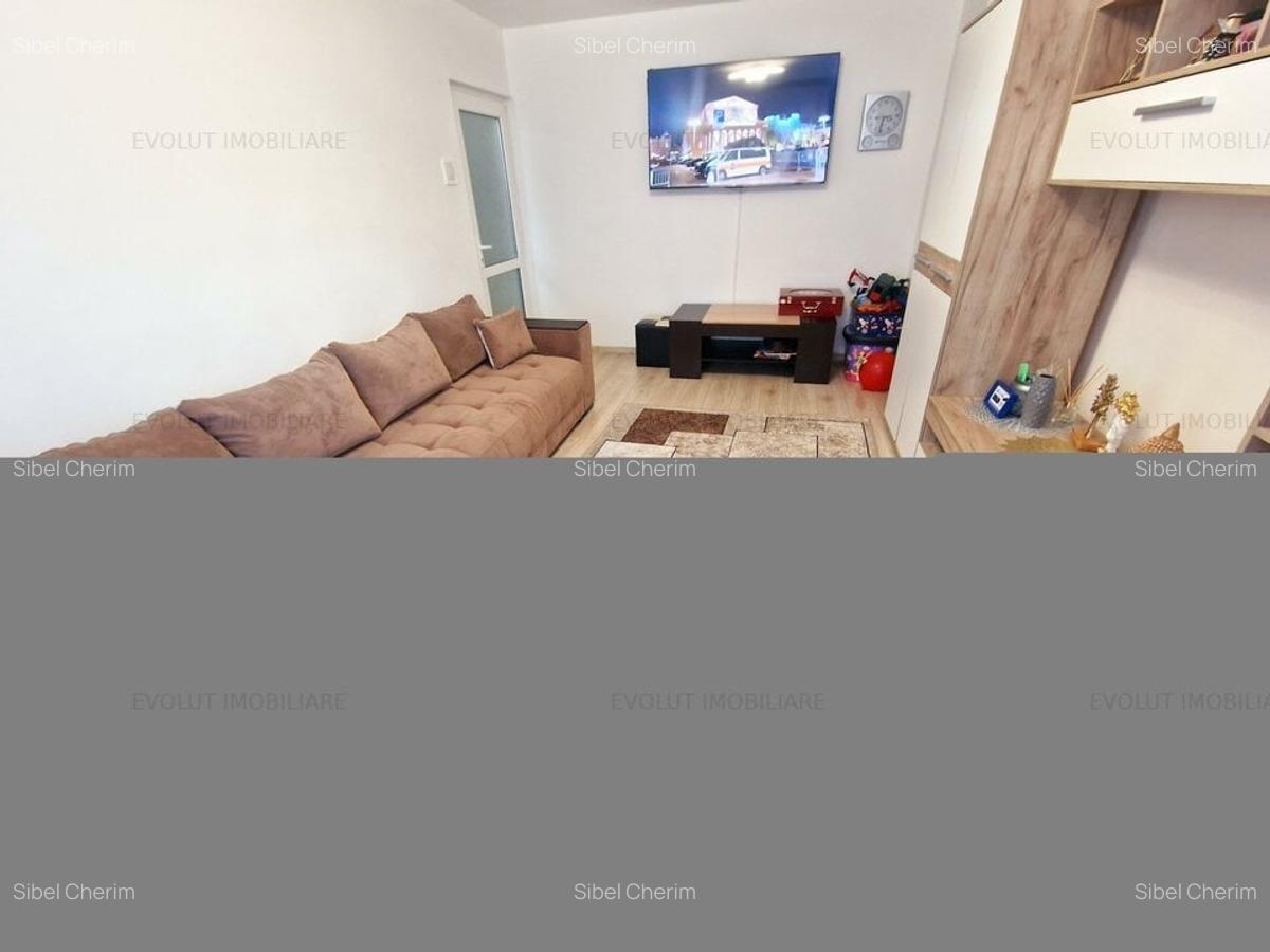 Apartament 3 camere de vanzare decomandat Inel 2 - 3