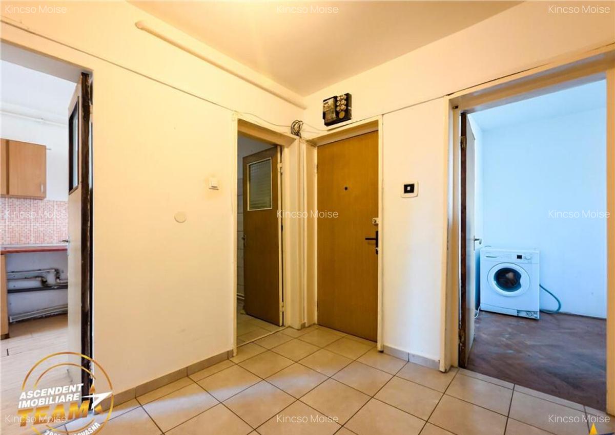 Tur Virtual! Decomandat,3 camere,locatie favorabila,Simeria, - 10