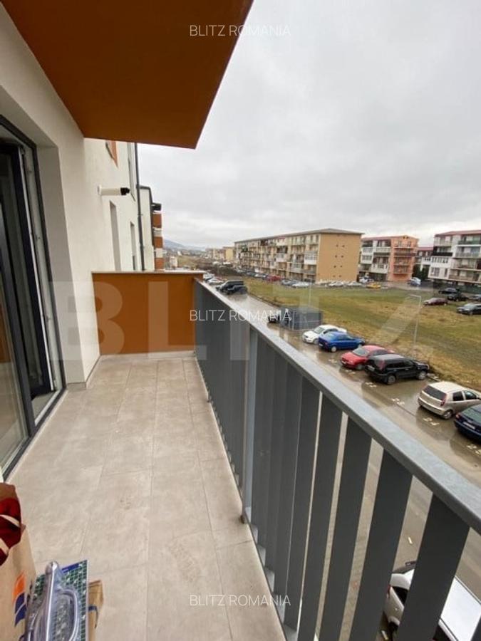 Apartament o camera, decomandat, 36 mp, lift, parcare, zona strazii Eroilor! - 8
