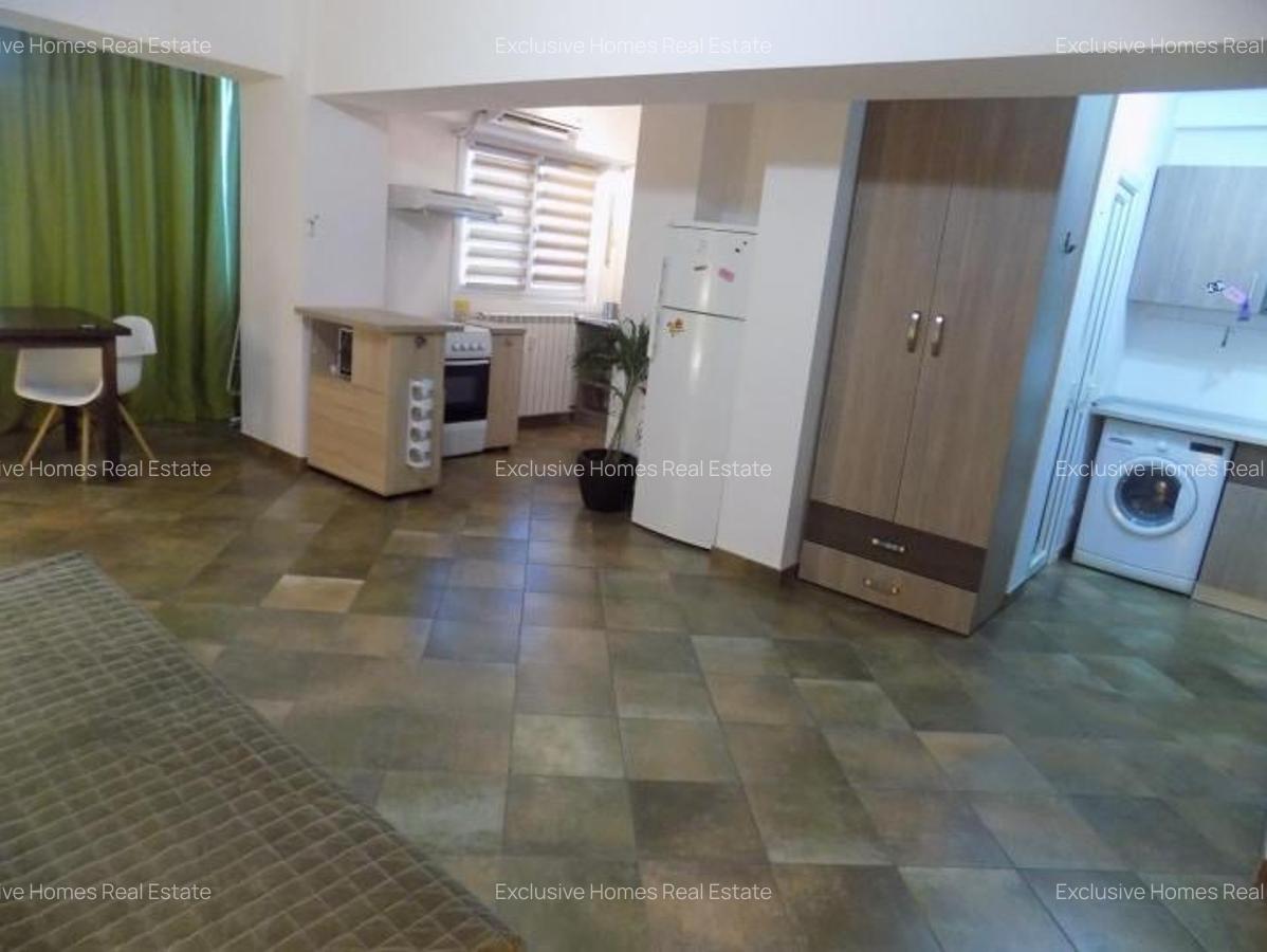 Inchiriere garsoniera Piata 1 Mai - 5