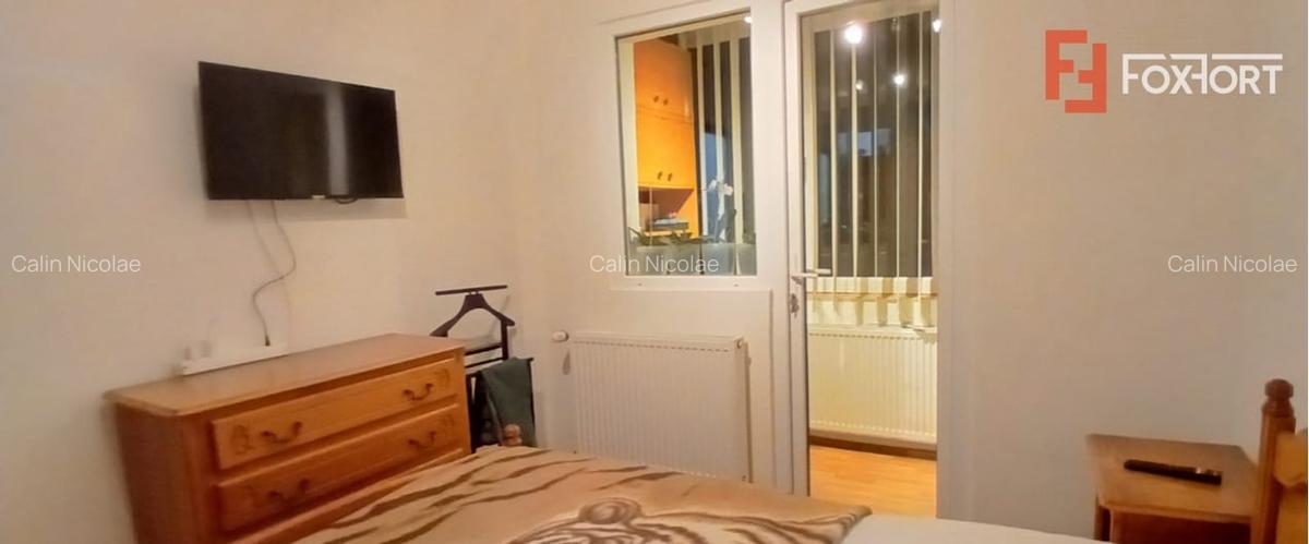 Apartament cu 3 camere, etaj intermediar, mobilat-utilat, zona Dacia - 9