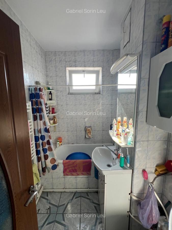 Zona TIC TAC  Apartamet cu 3 camere, centrala gaze - 7
