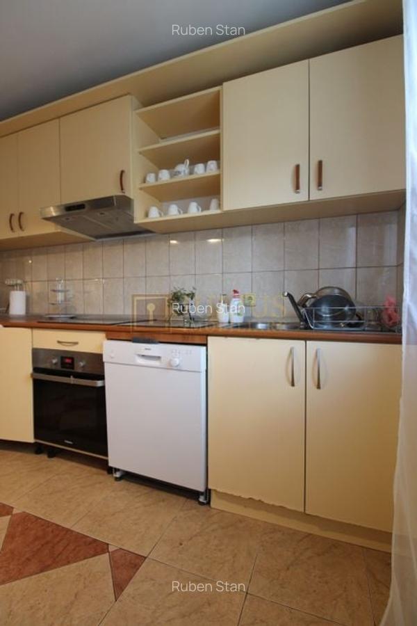 Casa in Blascovici, 5 camere + 3 bai, centrala proprie - 6