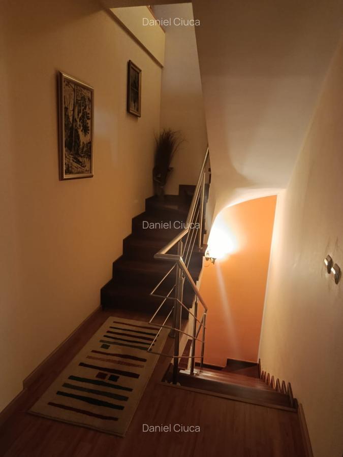 Casă cu 4 camere în Bucureștii Noi - 8