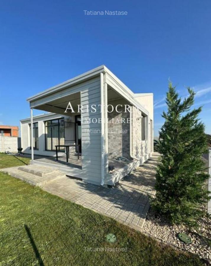 Inchirieri Case / Vile Ostratu - 2