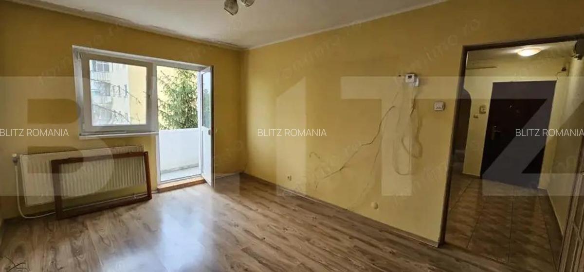 Apartament de vanzare, cu 3 camere, etaj 2 str. Sporturilor, Sf. Gheorghe - 2