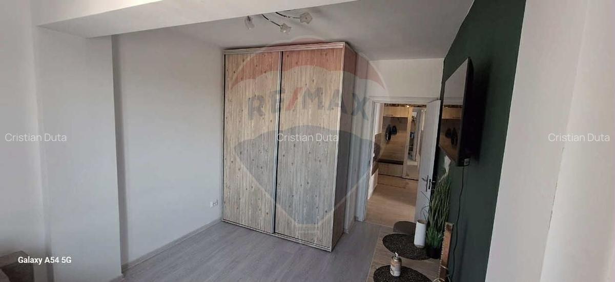 Apartament cu Doua Camere de Vanzare - Sector 6, Drumul Ciorogarla - 3