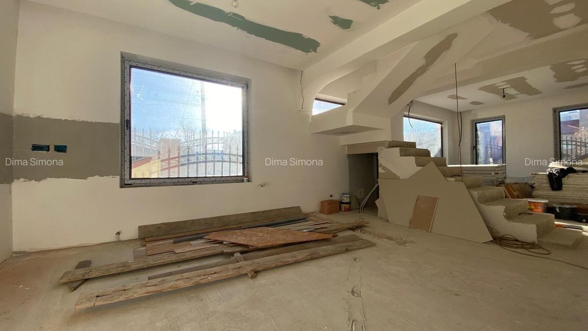 Casă cu 6 camere în Găvana 2 - 5