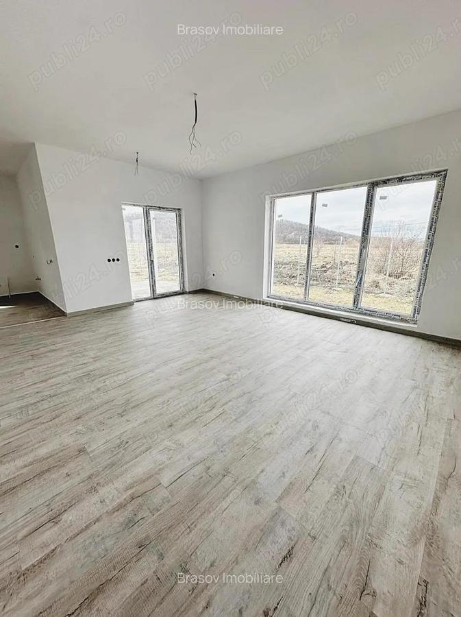 Casa noua, intabulata, in Harman. - 8