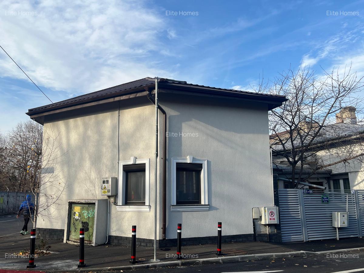 Vilă Complet Renovată în Domenii / Completely Renovated Villa in Domenii - 14